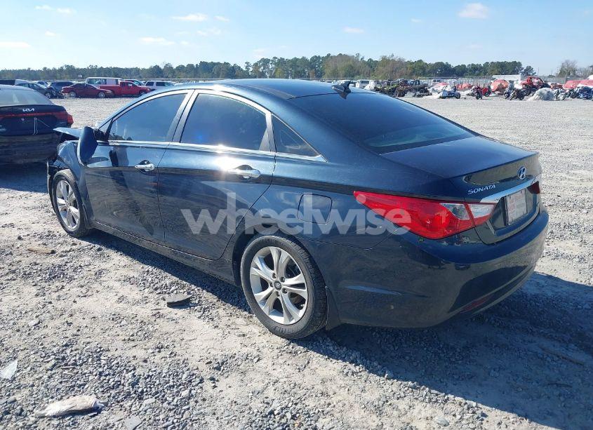 Photo 3 of 2013 Hyundai Sonata LIMITED (VIN 5NPEC4AC0DH665678)