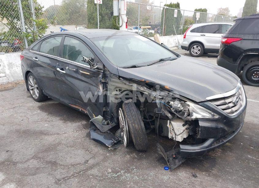 2013 Hyundai Sonata SE (VIN 5NPEC4AC0DH669150) main photo