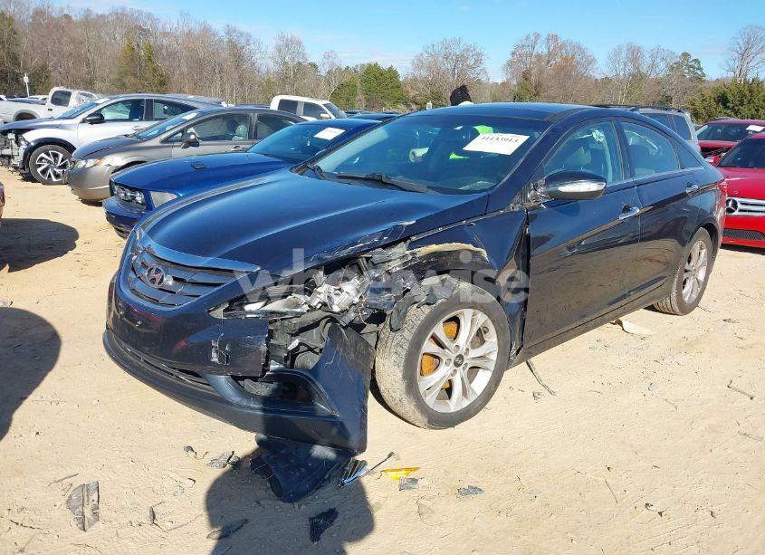 Photo 2 of 2013 Hyundai Sonata LIMITED (VIN 5NPEC4AC0DH675210)