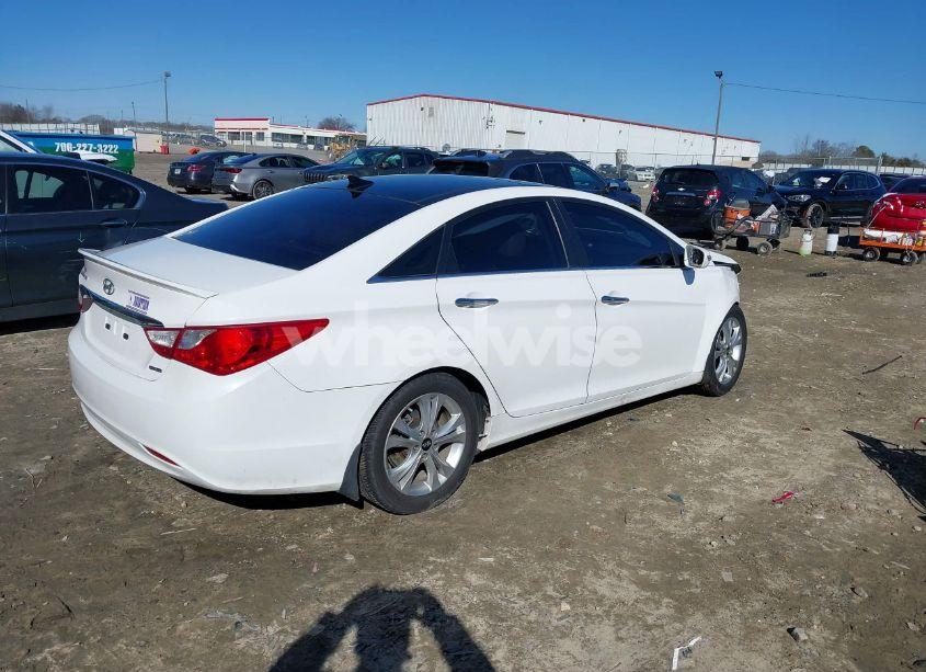 Photo 4 of 2013 Hyundai Sonata LIMITED (VIN 5NPEC4AC0DH693853)