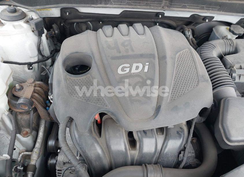 Photo 10 of 2013 Hyundai Sonata SE (VIN 5NPEC4AC0DH728729)