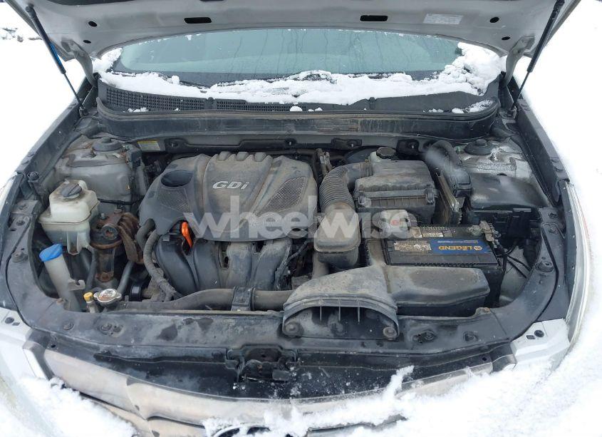 Photo 10 of 2013 Hyundai Sonata SE (VIN 5NPEC4AC0DH729296)