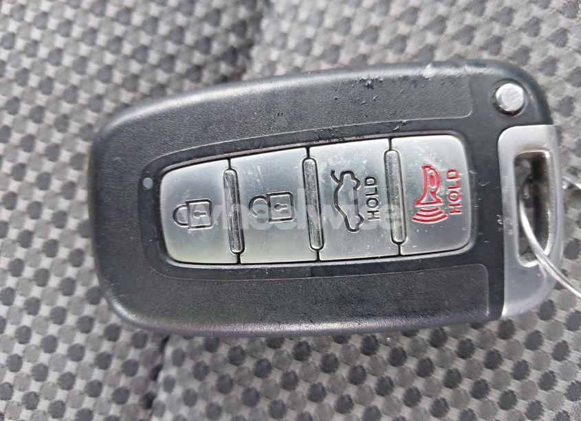 Photo 11 of 2013 Hyundai Sonata SE (VIN 5NPEC4AC0DH729296)