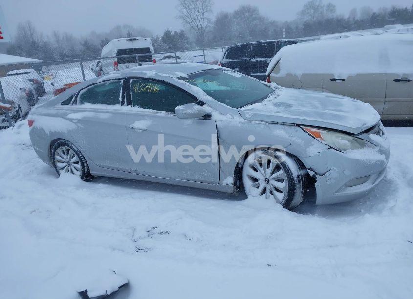 Photo 14 of 2013 Hyundai Sonata SE (VIN 5NPEC4AC0DH729296)