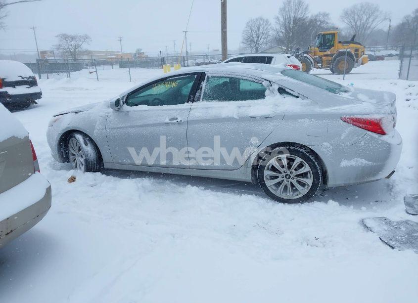 Photo 15 of 2013 Hyundai Sonata SE (VIN 5NPEC4AC0DH729296)
