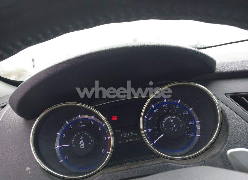 Photo 7 of 2013 Hyundai Sonata SE (VIN 5NPEC4AC0DH729296)