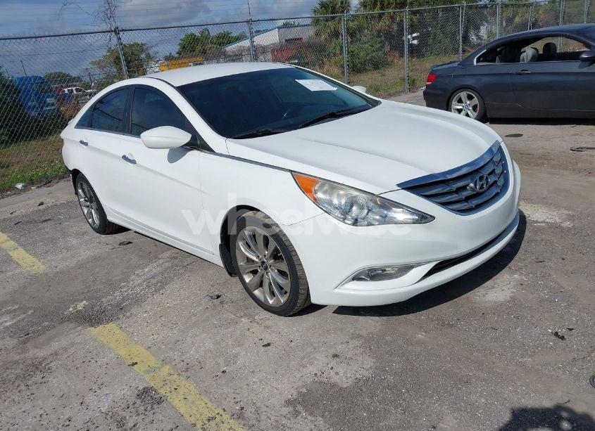 2013 Hyundai Sonata SE (VIN 5NPEC4AC0DH760838) main photo