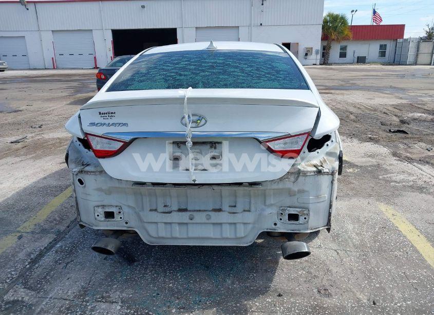 Photo 6 of 2013 Hyundai Sonata SE (VIN 5NPEC4AC0DH760838)