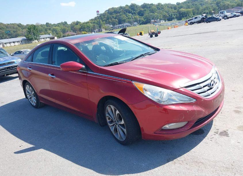 2013 Hyundai Sonata SE (VIN 5NPEC4AC0DH765893) main photo