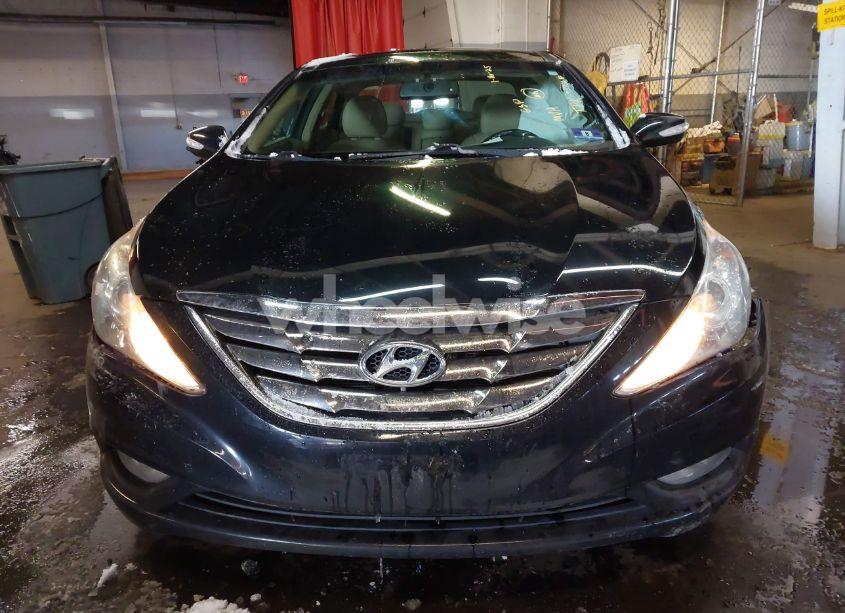 Photo 13 of 2013 Hyundai Sonata LIMITED (VIN 5NPEC4AC0DH783620)