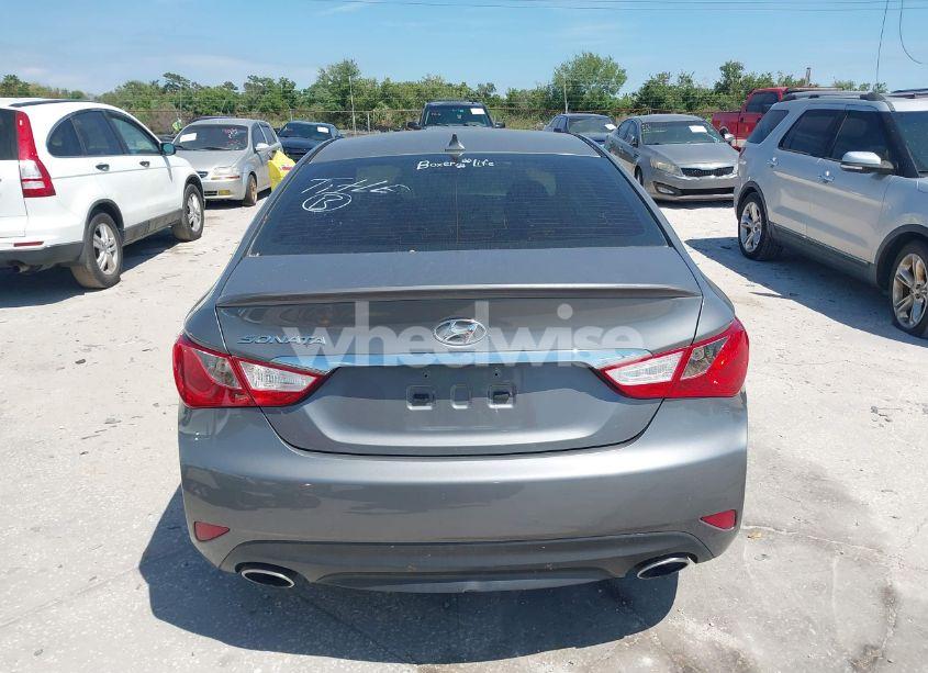 Photo 16 of 2014 Hyundai Sonata SE (VIN 5NPEC4AC0EH825494)