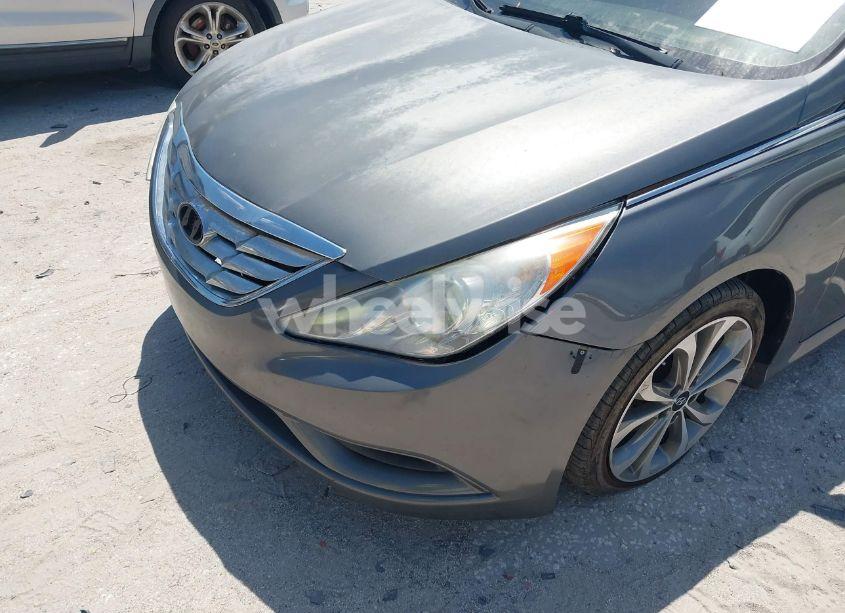 Photo 17 of 2014 Hyundai Sonata SE (VIN 5NPEC4AC0EH825494)