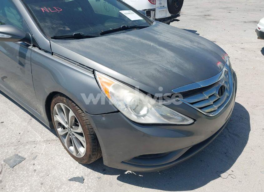 Photo 6 of 2014 Hyundai Sonata SE (VIN 5NPEC4AC0EH825494)