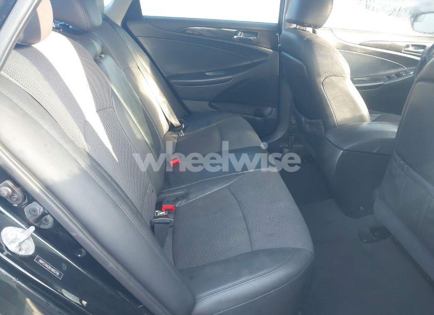 Photo 8 of 2014 Hyundai Sonata SE (VIN 5NPEC4AC0EH855756)