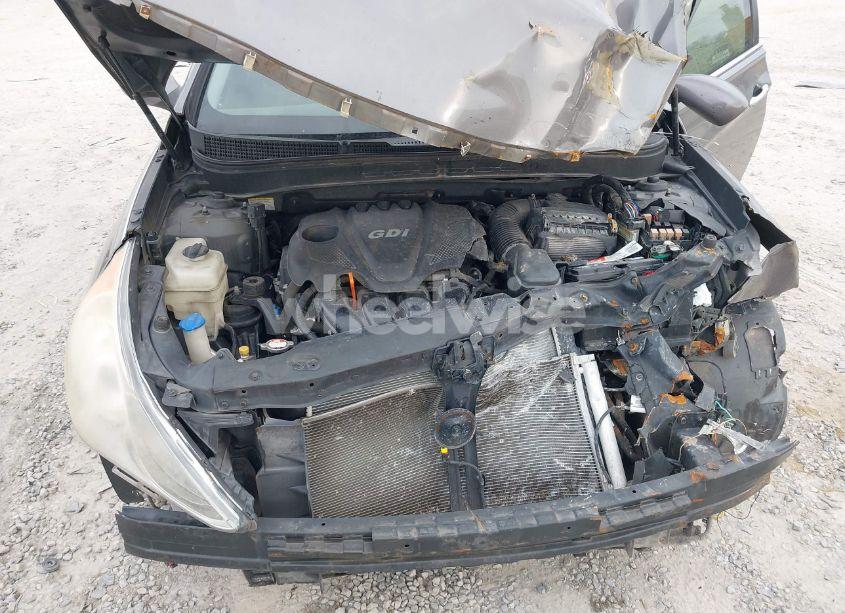 Photo 6 of 2011 Hyundai Sonata SE (VIN 5NPEC4AC1BH075227)