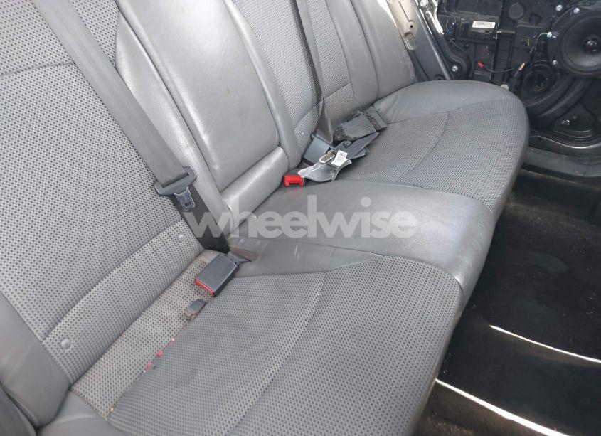 Photo 8 of 2011 Hyundai Sonata SE (VIN 5NPEC4AC1BH082033)