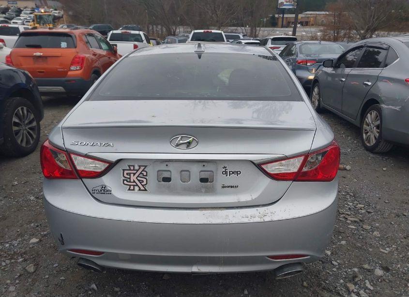 Photo 15 of 2011 Hyundai Sonata SE (VIN 5NPEC4AC1BH083750)