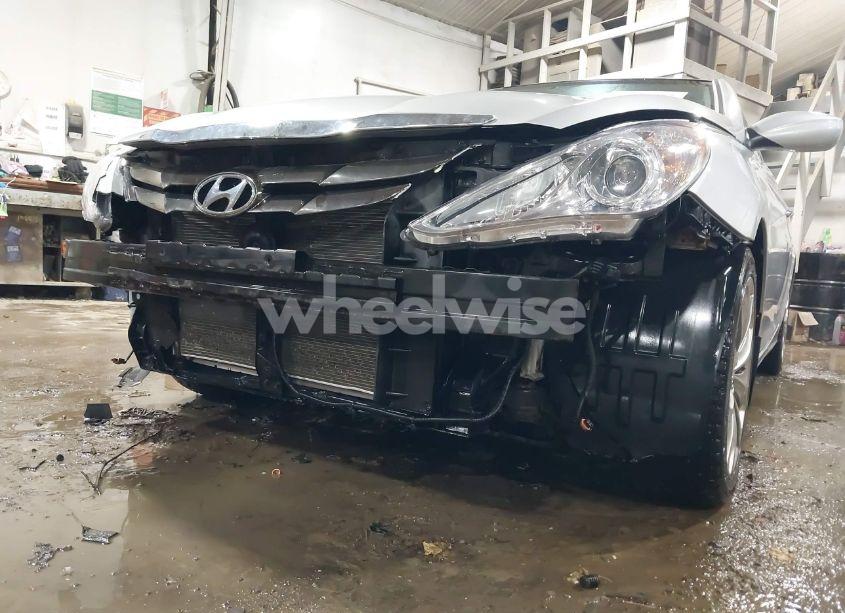 Photo 6 of 2011 Hyundai Sonata SE (VIN 5NPEC4AC1BH111966)