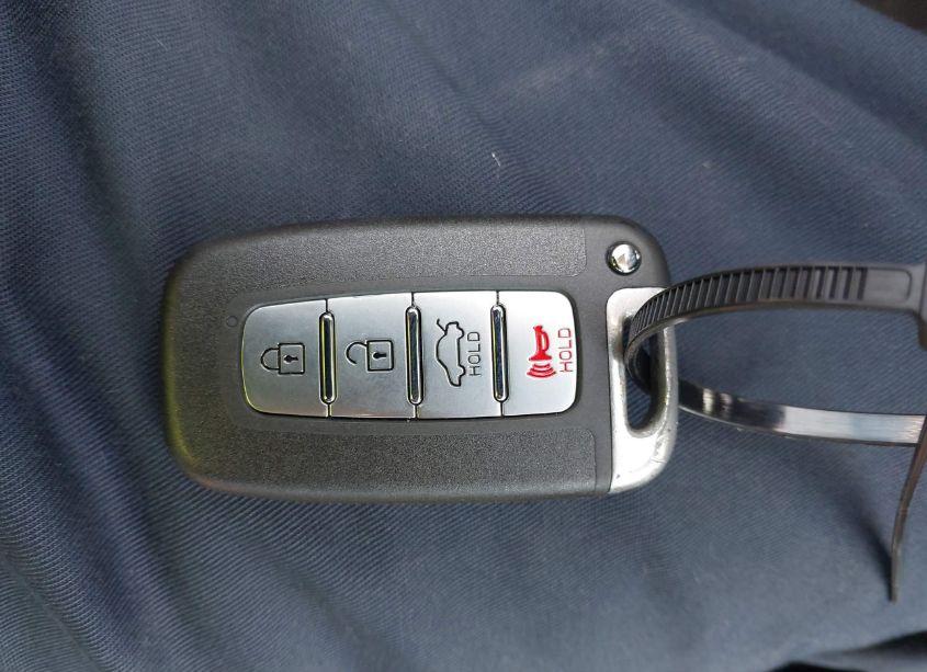 Photo 11 of 2011 Hyundai Sonata LIMITED (VIN 5NPEC4AC1BH116004)