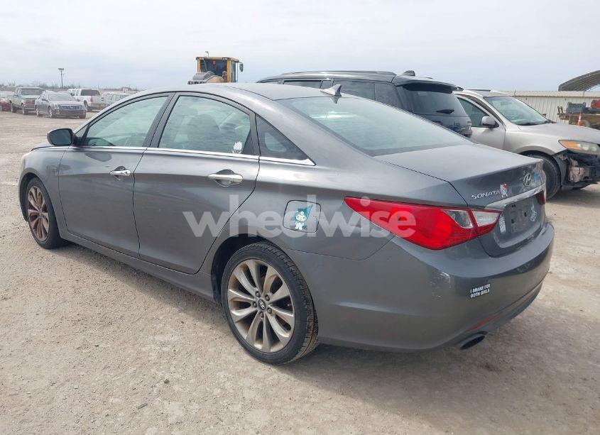 Photo 3 of 2011 Hyundai Sonata SE (VIN 5NPEC4AC1BH125690)