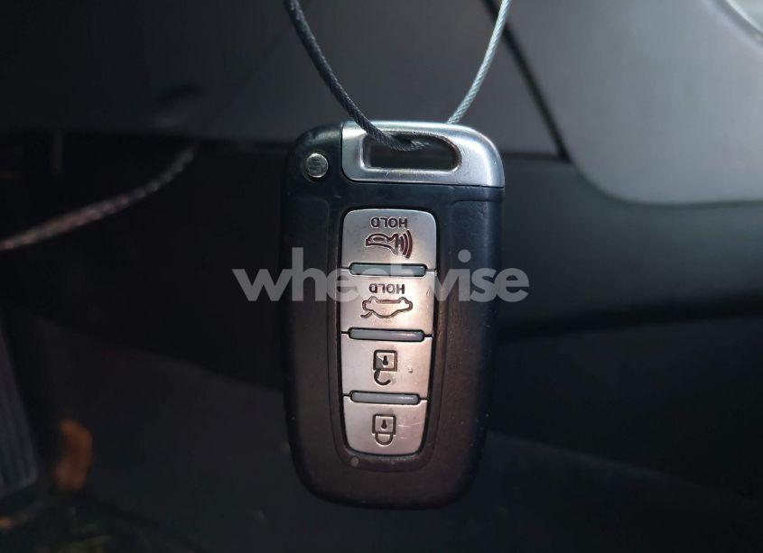 Photo 11 of 2011 Hyundai Sonata LIMITED (VIN 5NPEC4AC1BH126466)