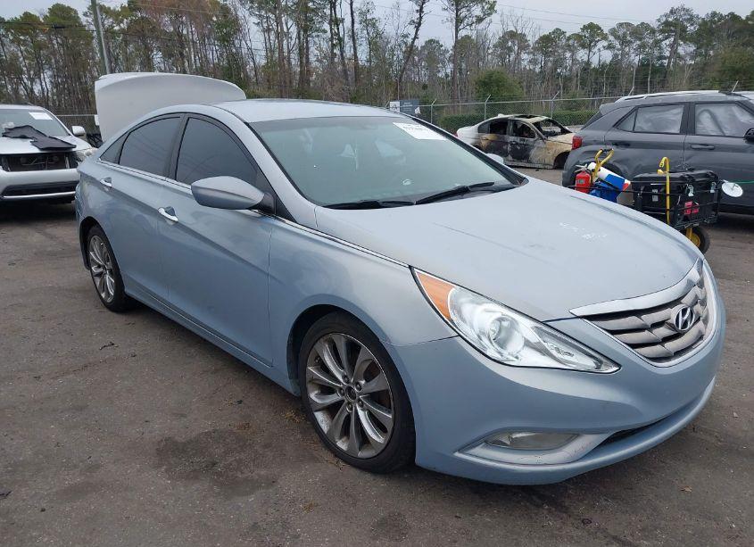 2011 Hyundai Sonata SE (VIN 5NPEC4AC1BH131831) main photo