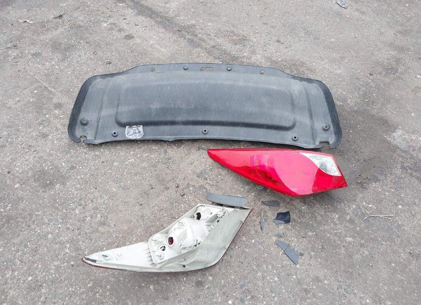 Photo 12 of 2011 Hyundai Sonata SE (VIN 5NPEC4AC1BH131831)