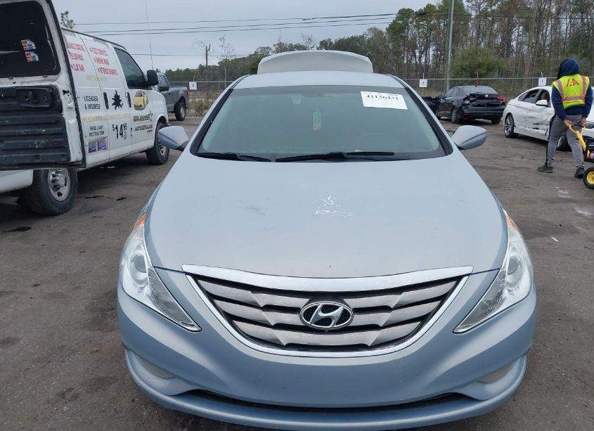 Photo 13 of 2011 Hyundai Sonata SE (VIN 5NPEC4AC1BH131831)