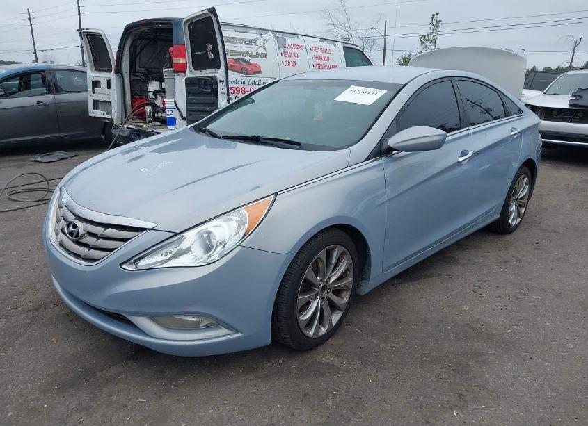 Photo 2 of 2011 Hyundai Sonata SE (VIN 5NPEC4AC1BH131831)