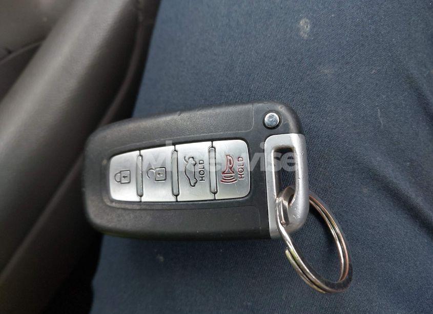 Photo 11 of 2011 Hyundai Sonata SE (VIN 5NPEC4AC1BH150007)