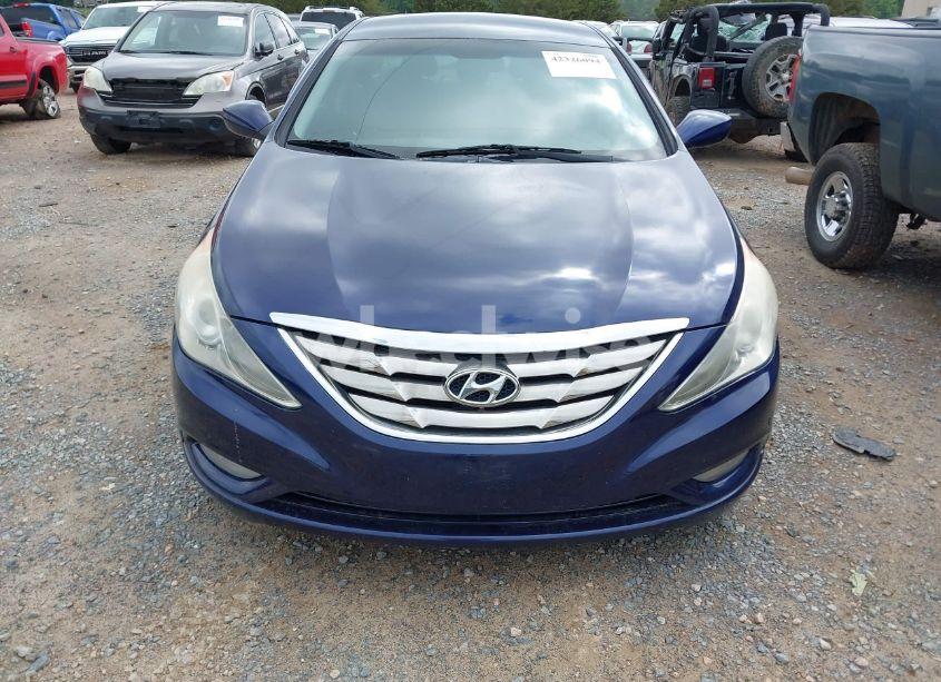 Photo 6 of 2011 Hyundai Sonata SE (VIN 5NPEC4AC1BH150007)