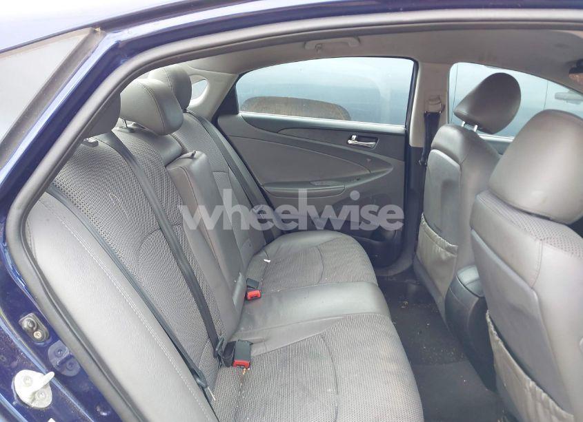 Photo 8 of 2011 Hyundai Sonata SE (VIN 5NPEC4AC1BH150007)