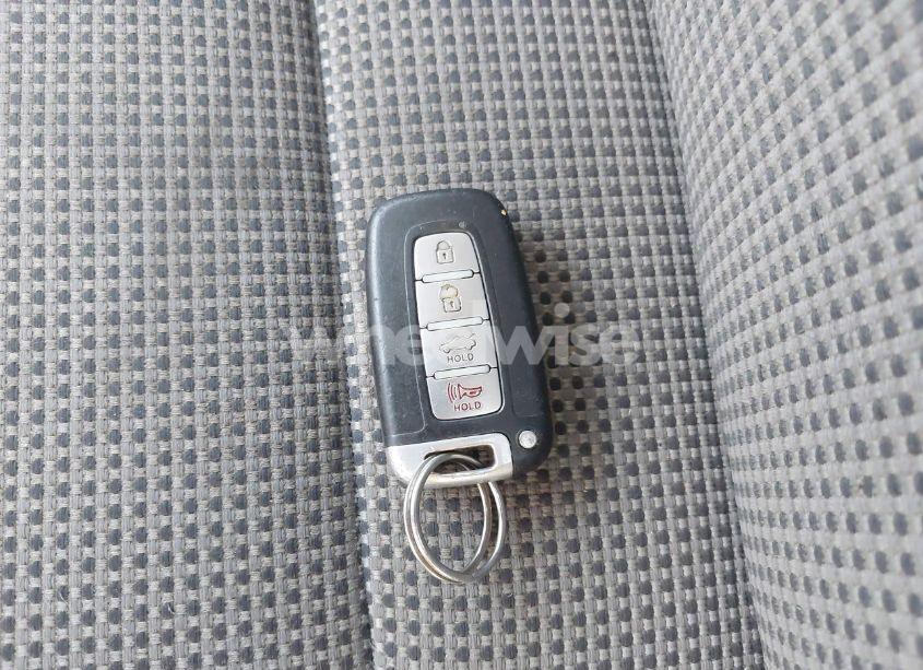 Photo 11 of 2011 Hyundai Sonata SE (VIN 5NPEC4AC1BH154803)