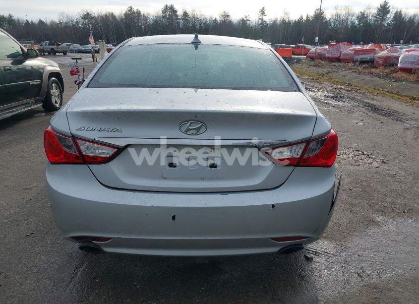 Photo 15 of 2011 Hyundai Sonata SE (VIN 5NPEC4AC1BH157507)