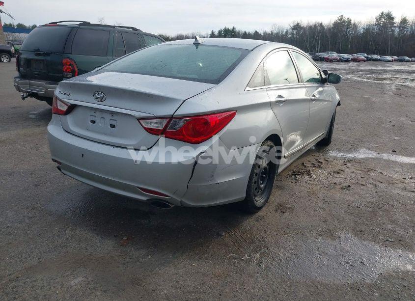 Photo 4 of 2011 Hyundai Sonata SE (VIN 5NPEC4AC1BH157507)