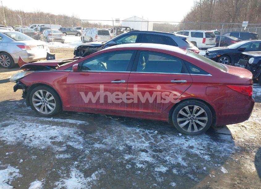 Photo 13 of 2011 Hyundai Sonata SE (VIN 5NPEC4AC1BH158205)