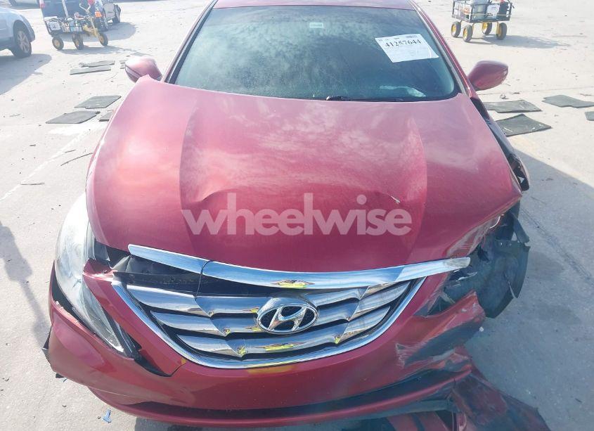 Photo 12 of 2011 Hyundai Sonata SE (VIN 5NPEC4AC1BH185372)