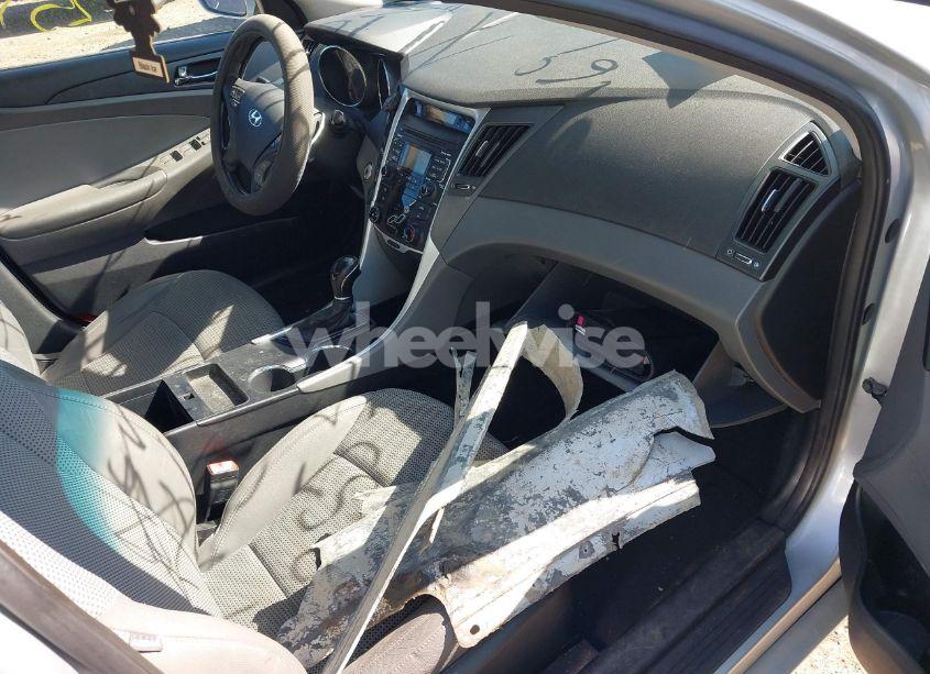 Photo 5 of 2011 Hyundai Sonata SE (VIN 5NPEC4AC1BH290767)