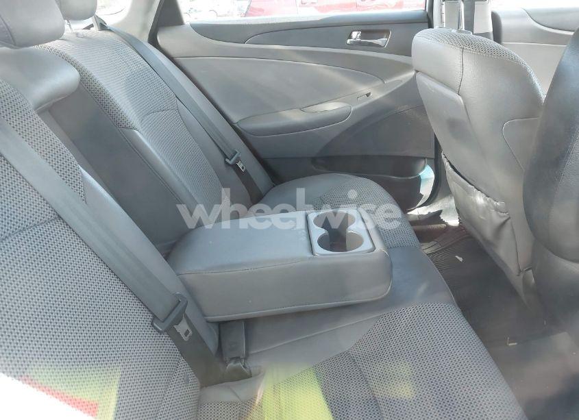 Photo 8 of 2011 Hyundai Sonata SE (VIN 5NPEC4AC1BH290767)