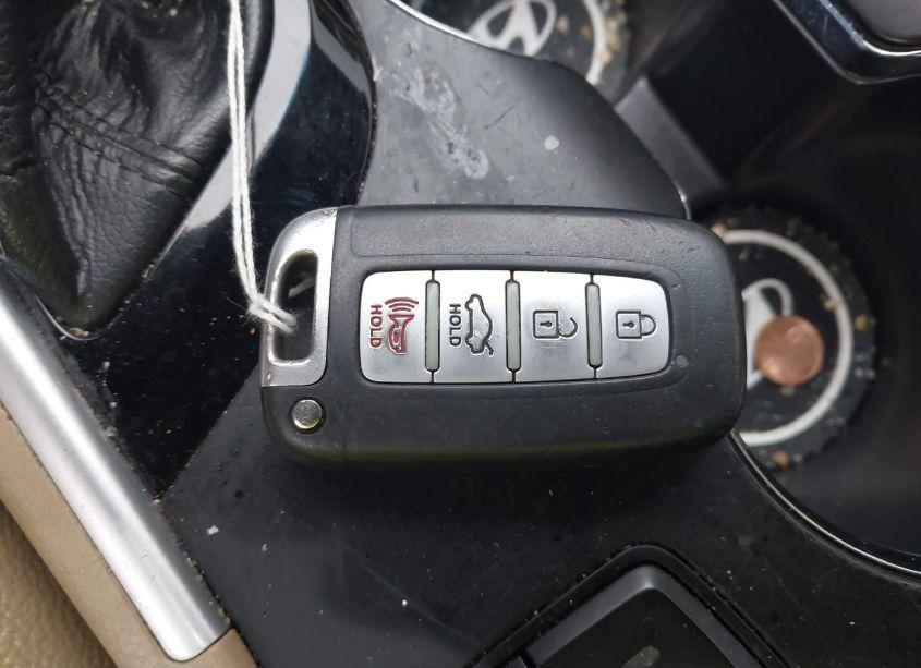 Photo 11 of 2011 Hyundai Sonata LIMITED (VIN 5NPEC4AC1BH302061)