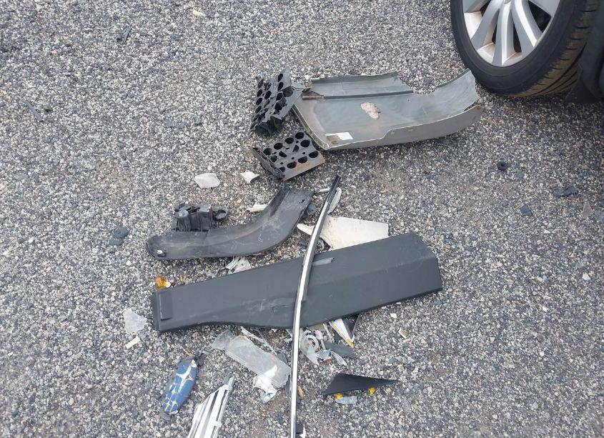 Photo 12 of 2011 Hyundai Sonata LIMITED (VIN 5NPEC4AC1BH302061)