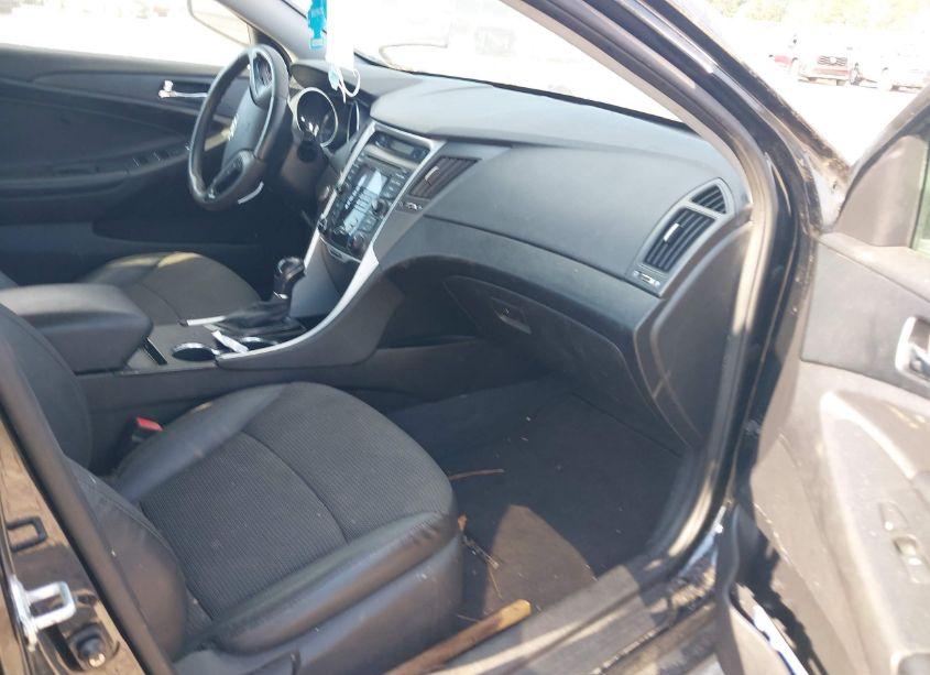 Photo 5 of 2012 Hyundai Sonata SE (VIN 5NPEC4AC1CH359653)