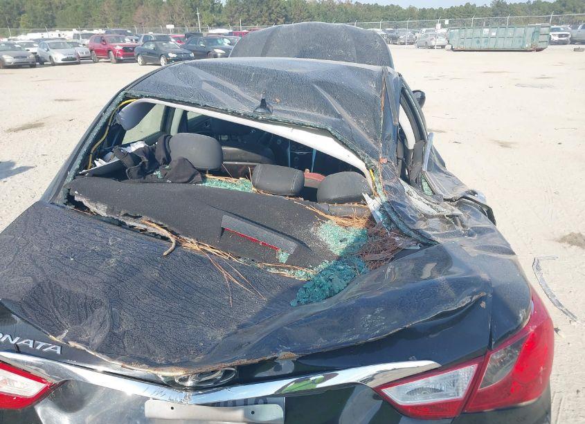 Photo 6 of 2012 Hyundai Sonata SE (VIN 5NPEC4AC1CH359653)