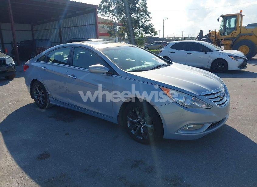 2012 Hyundai Sonata SE (VIN 5NPEC4AC1CH369731) main photo