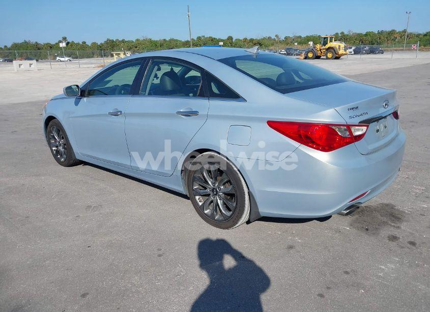 Photo 3 of 2012 Hyundai Sonata SE (VIN 5NPEC4AC1CH369731)