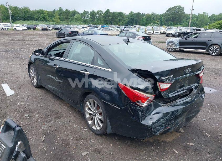 Photo 3 of 2012 Hyundai Sonata SE (VIN 5NPEC4AC1CH406194)