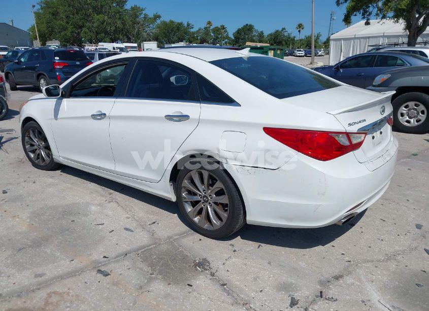 Photo 3 of 2012 Hyundai Sonata SE (VIN 5NPEC4AC1CH454441)