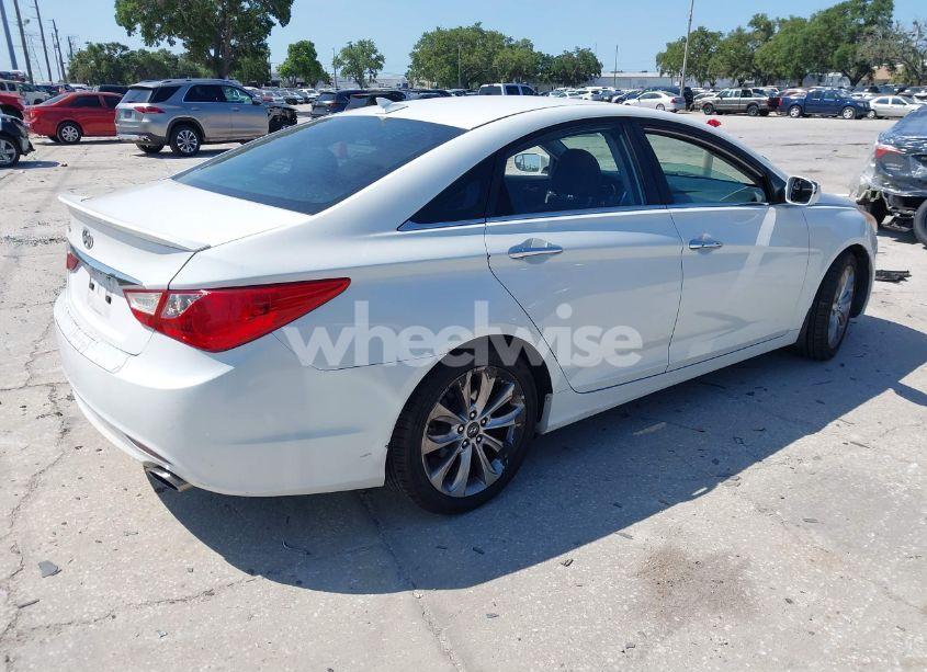 Photo 4 of 2012 Hyundai Sonata SE (VIN 5NPEC4AC1CH454441)