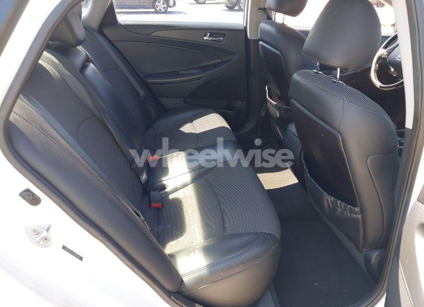 Photo 8 of 2012 Hyundai Sonata SE (VIN 5NPEC4AC1CH454441)