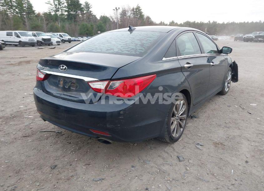 Photo 4 of 2012 Hyundai Sonata SE (VIN 5NPEC4AC1CH482465)